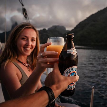 Séjour insolite voilier Mori Ora Moorea Exterior foto
