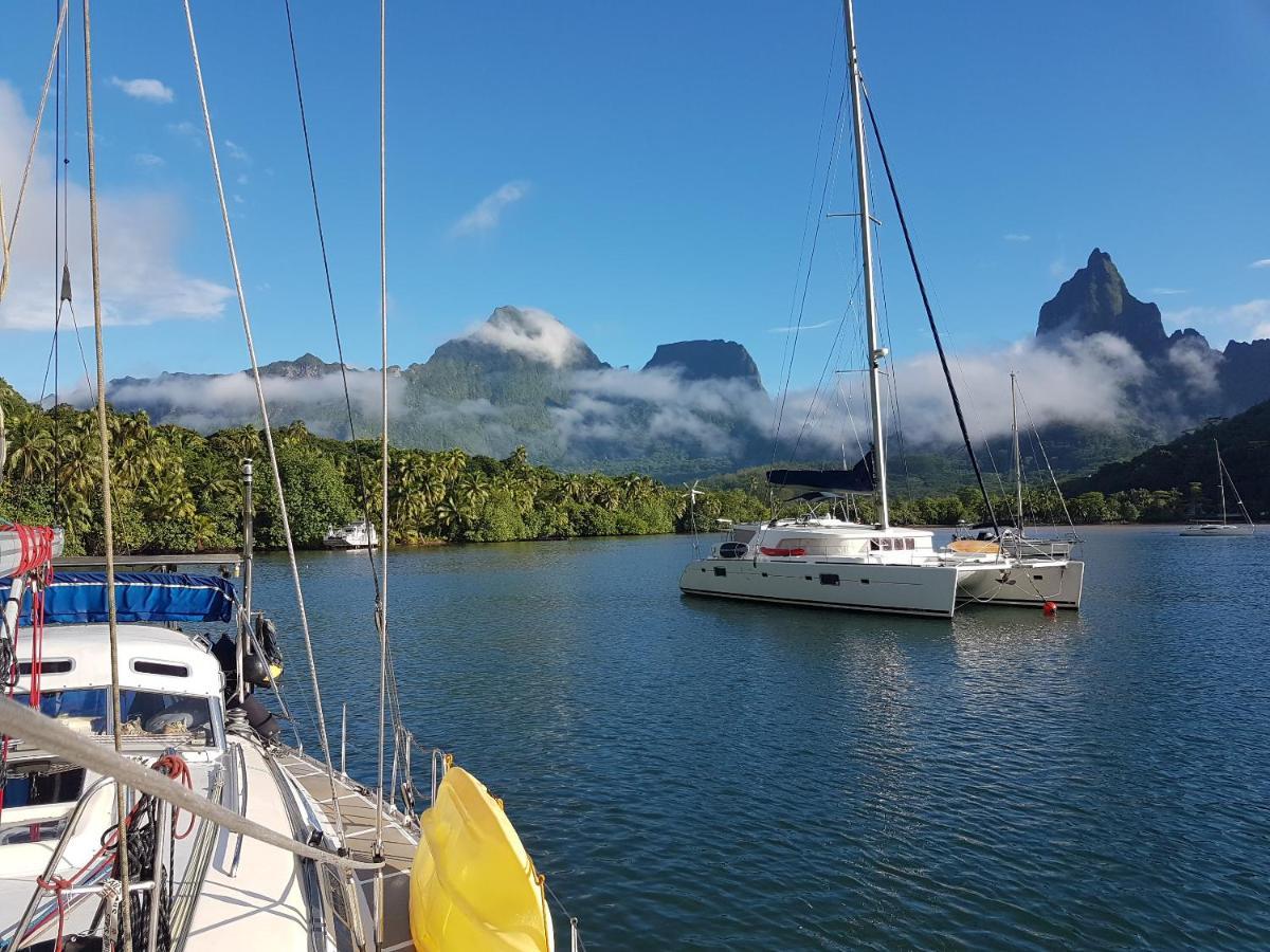 Séjour insolite voilier Mori Ora Moorea Exterior foto