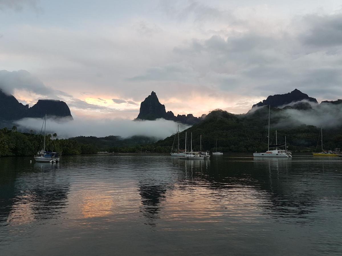 Séjour insolite voilier Mori Ora Moorea Exterior foto