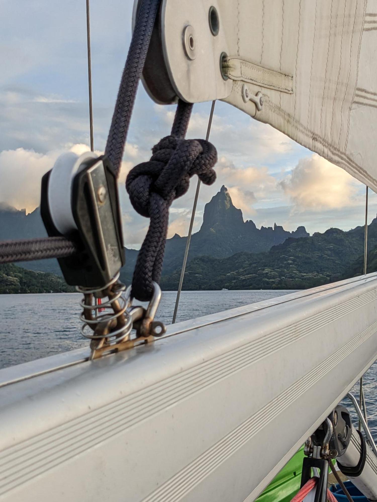 Séjour insolite voilier Mori Ora Moorea Exterior foto