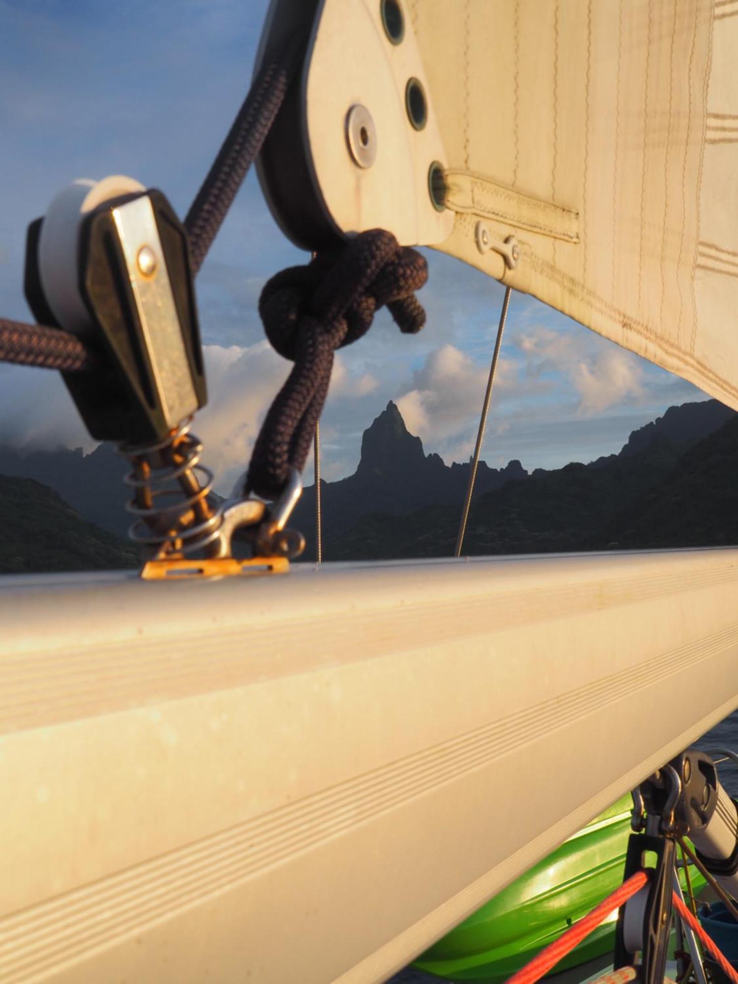 Séjour insolite voilier Mori Ora Moorea Exterior foto