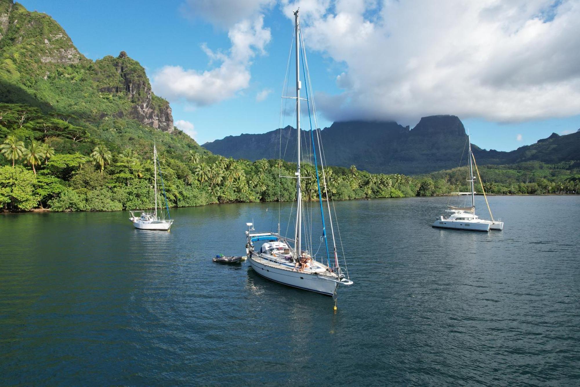 Séjour insolite voilier Mori Ora Moorea Exterior foto